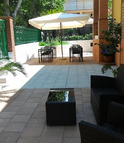 Anna 3* פראייה א מארה