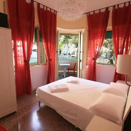 Bed & Breakfast Anna Praia a Mare